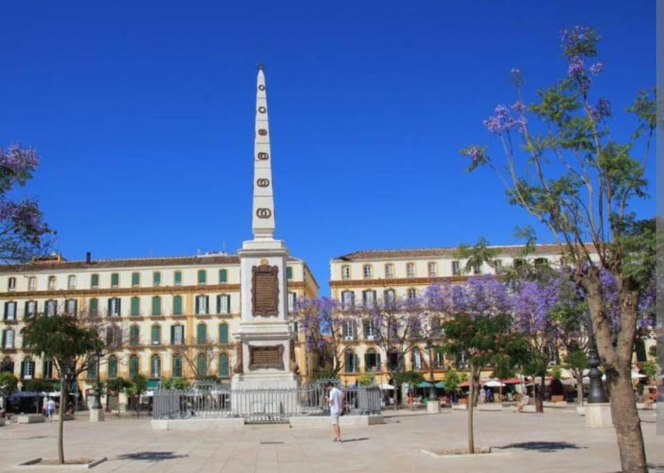 Apartamento Souvenirs Málaga Extérieur photo